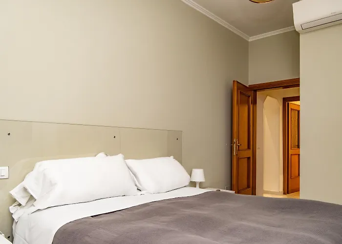 Mecenate Cavour Apartment Rome